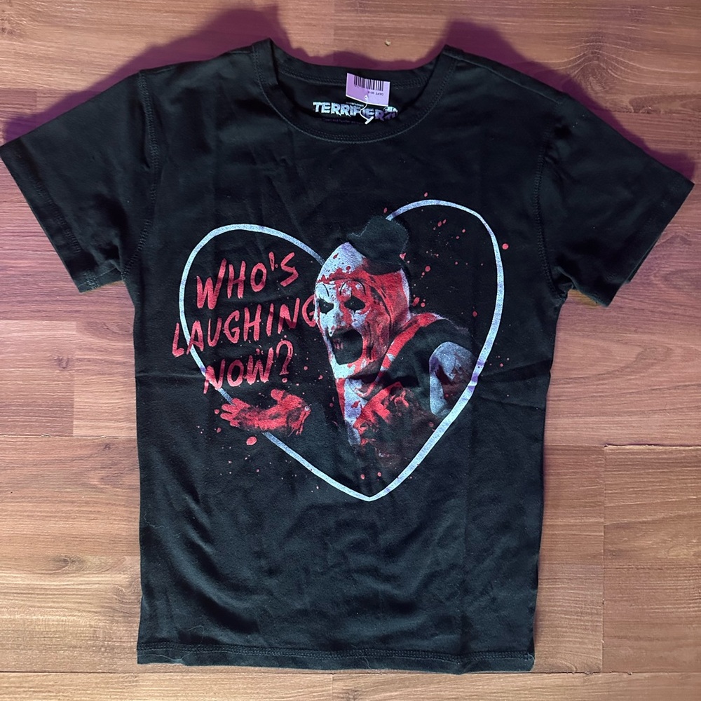 Hot Topic Black Graphic Tee Terrifier 2 - Who's Laughing Now?